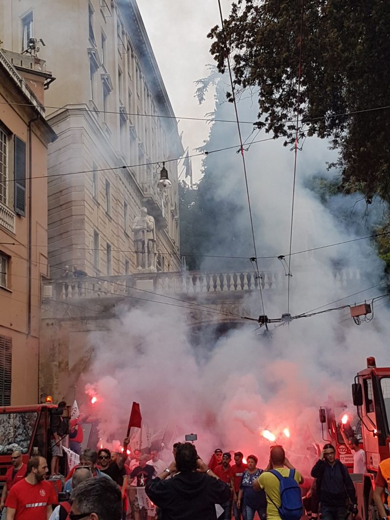 Genova – sciopero portuali: tutela lavoro sulle banchine sia priorità del nuovo governo.