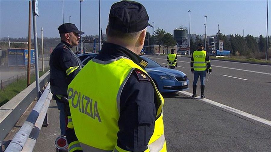 Coronavirus, autocertificazione: nuovo modello conforme al Dpcm 22 marzo